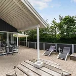 Casa vacanze Beautiful In With Sauna